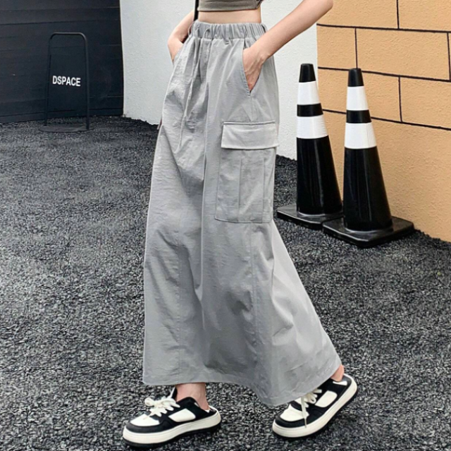 女款時尚純色大口袋裙