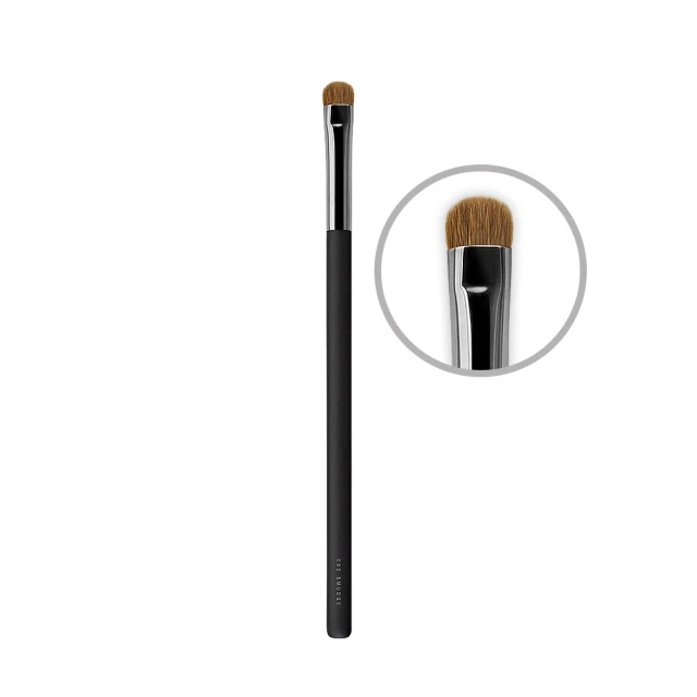 Solone 重點勾勒刷/E03