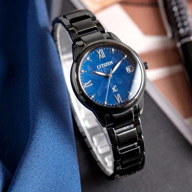 CITIZEN 星辰 Hebe田馥甄聯名 xC 光動能不鏽鋼腕錶/黑x藍面(EO1235-58L)