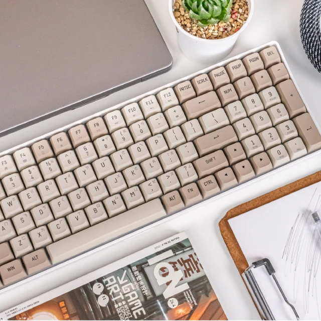 darkFlash GD100 無光版雙模機械鍵盤-奶咖色